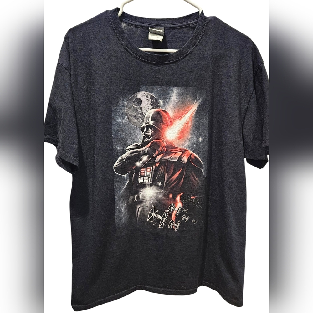 STAR WARS Darth Vader Bkack Tshirt - Large